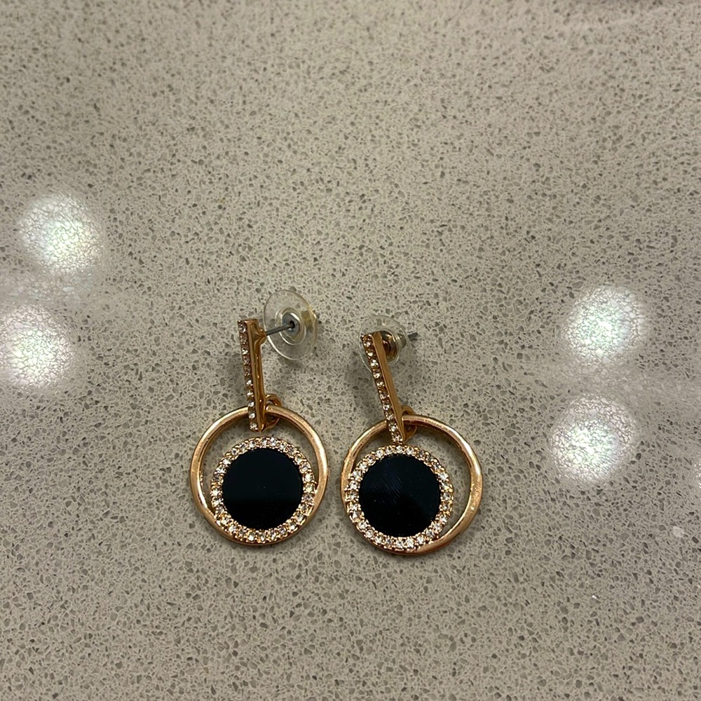 Black and gold tone earrings